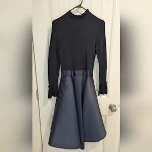 Like New Ted Baker Size 2 Black & Navy Knee Length Dress